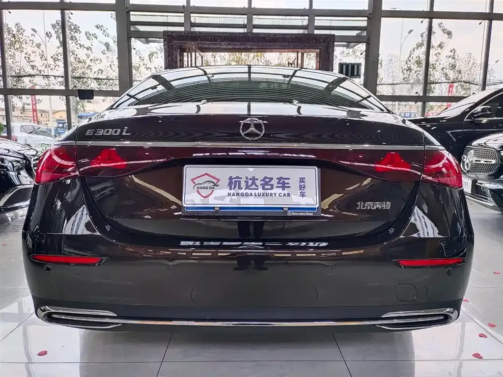 Mercedes-Benz E-Class 2024 из CN, фото 5