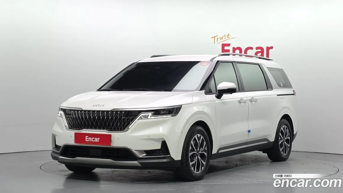 Kia Carnival 2023 из KR, фото 1