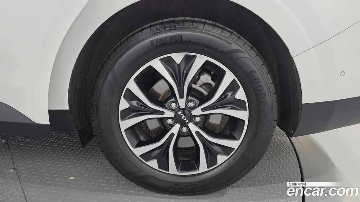 Kia Carnival 2023 из KR, фото 5