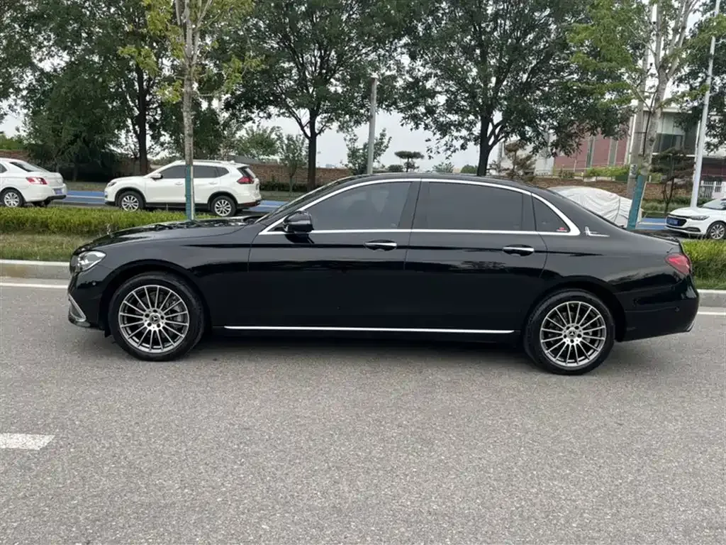 Mercedes-Benz E-Class 2023 из CN, фото 10