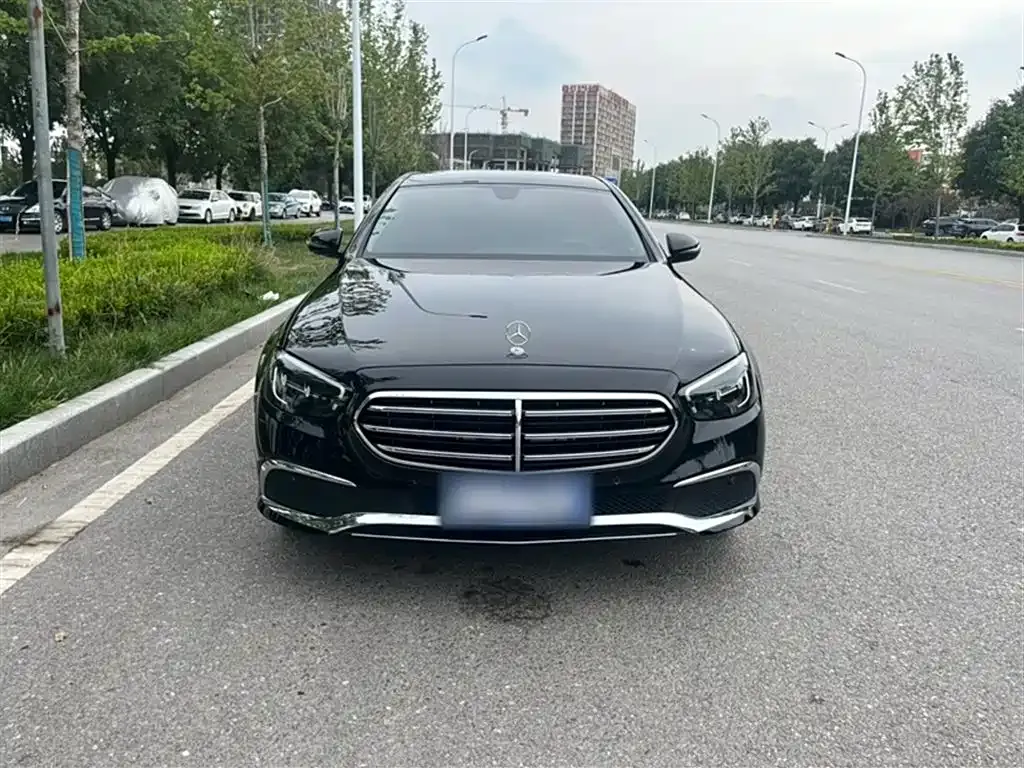 Mercedes-Benz E-Class 2023 из CN, фото 8
