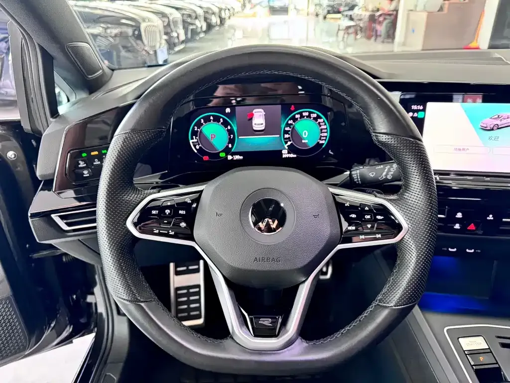 Volkswagen Golf 2021 из CN, фото 10