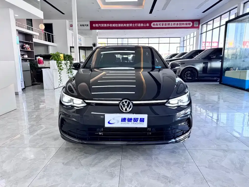 Volkswagen Golf 2021 из CN, фото 2