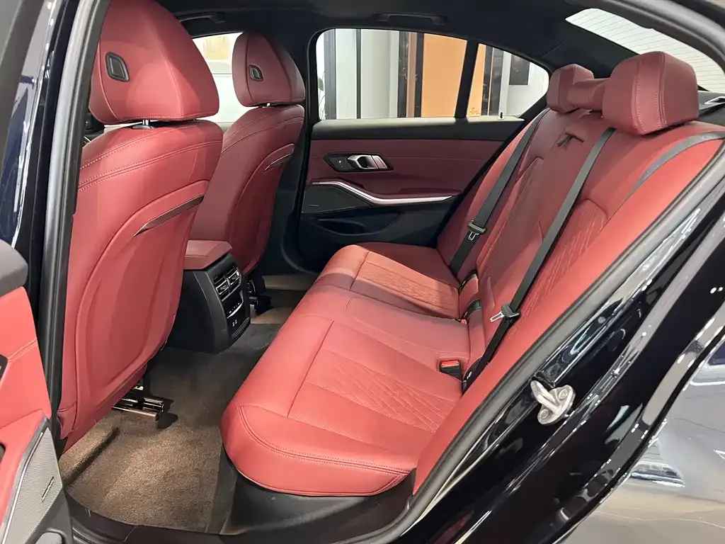 BMW 3 Series — фото 10