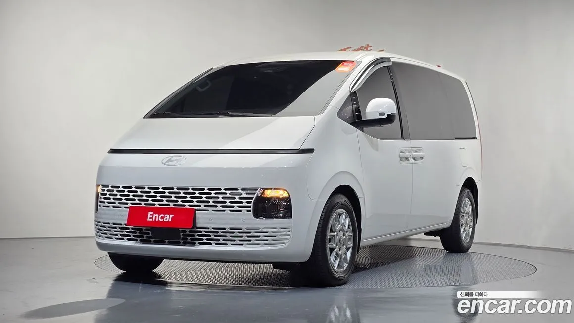 Hyundai Staria 2025 из KR, фото 1