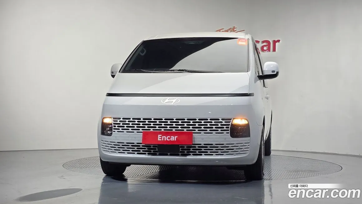 Hyundai Staria 2025 из KR, фото 3