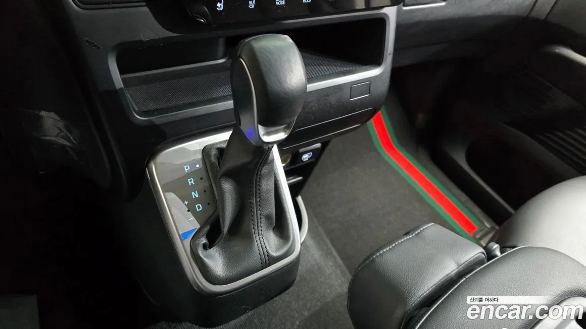 Hyundai Staria 2025 из KR, фото 9