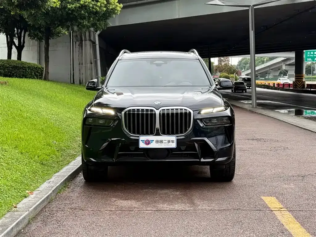 BMW X7 2023 из CN, фото 2
