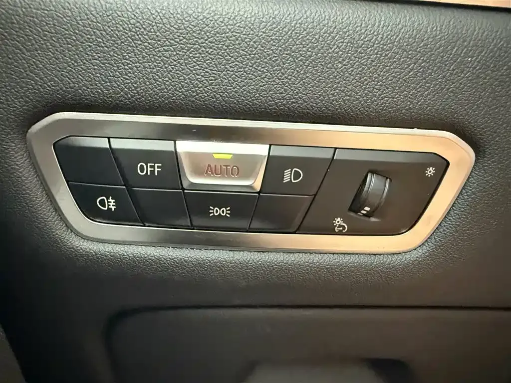 BMW X7 2023 из CN, фото 9