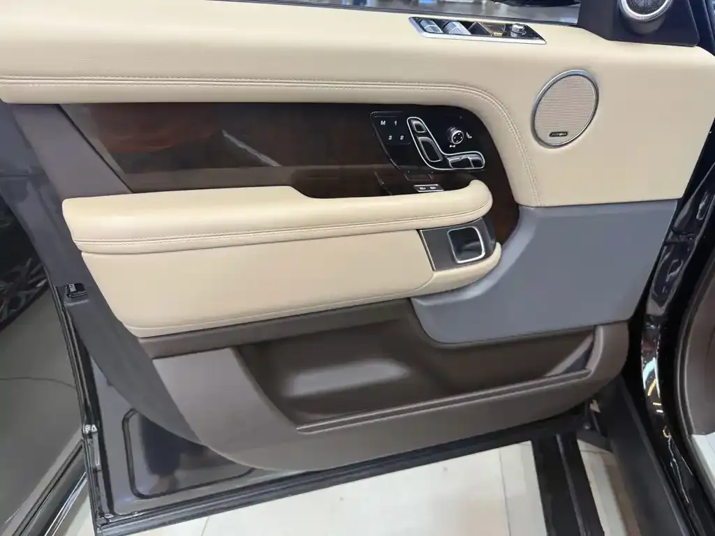 Land Rover Range Rover 2021 из CN, фото 7
