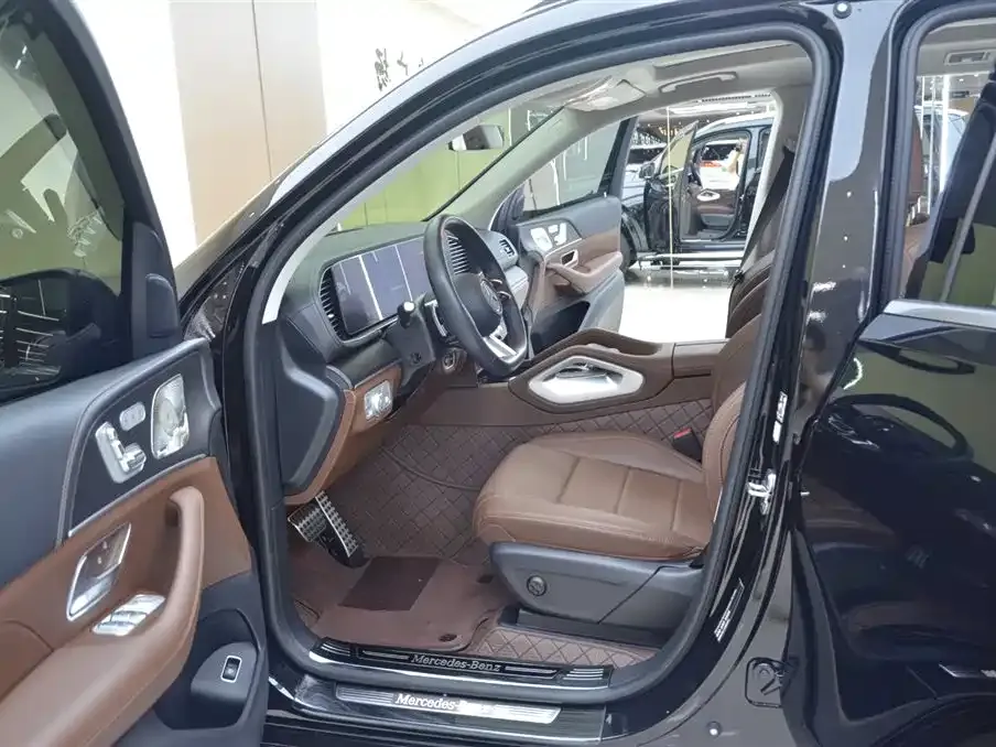 Mercedes-Benz GLS 2024 из CN, фото 4
