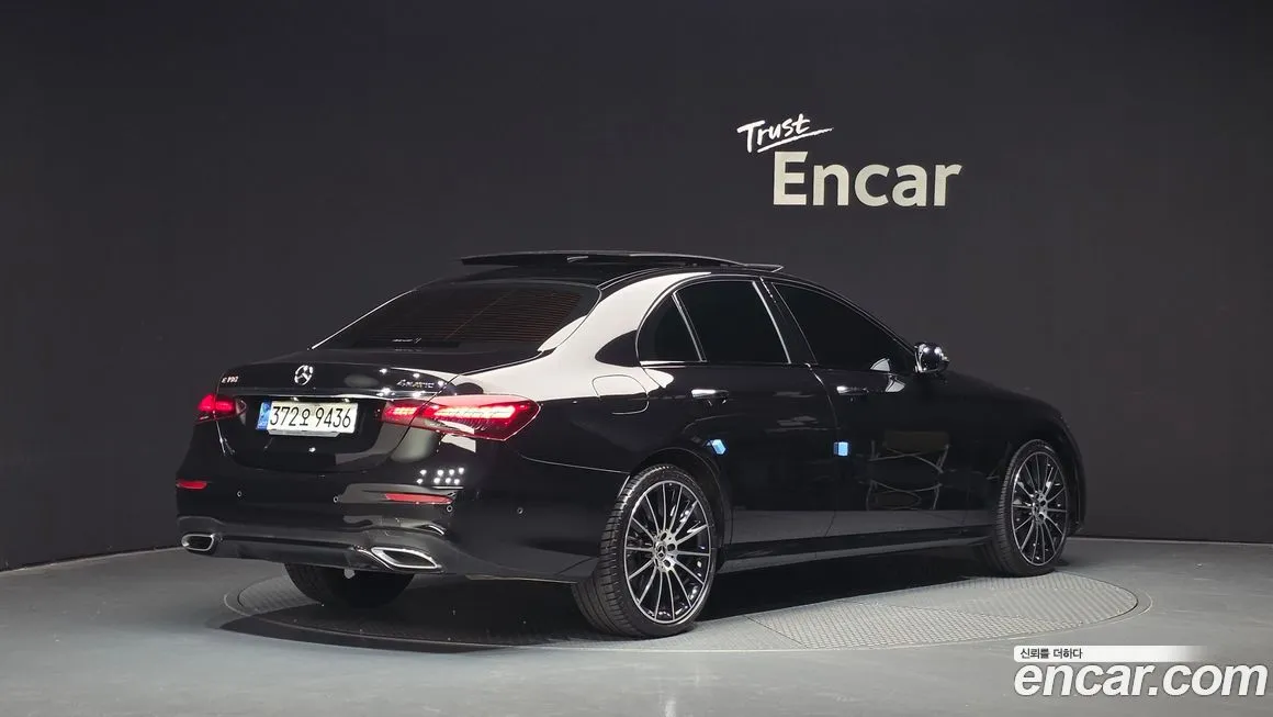 Mercedes-Benz E-Class 2023 из KR, фото 2