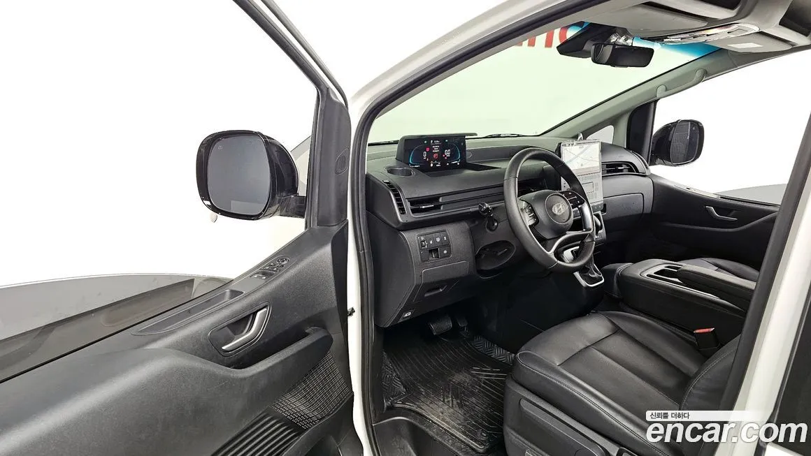 Hyundai Staria 2025 из KR, фото 10