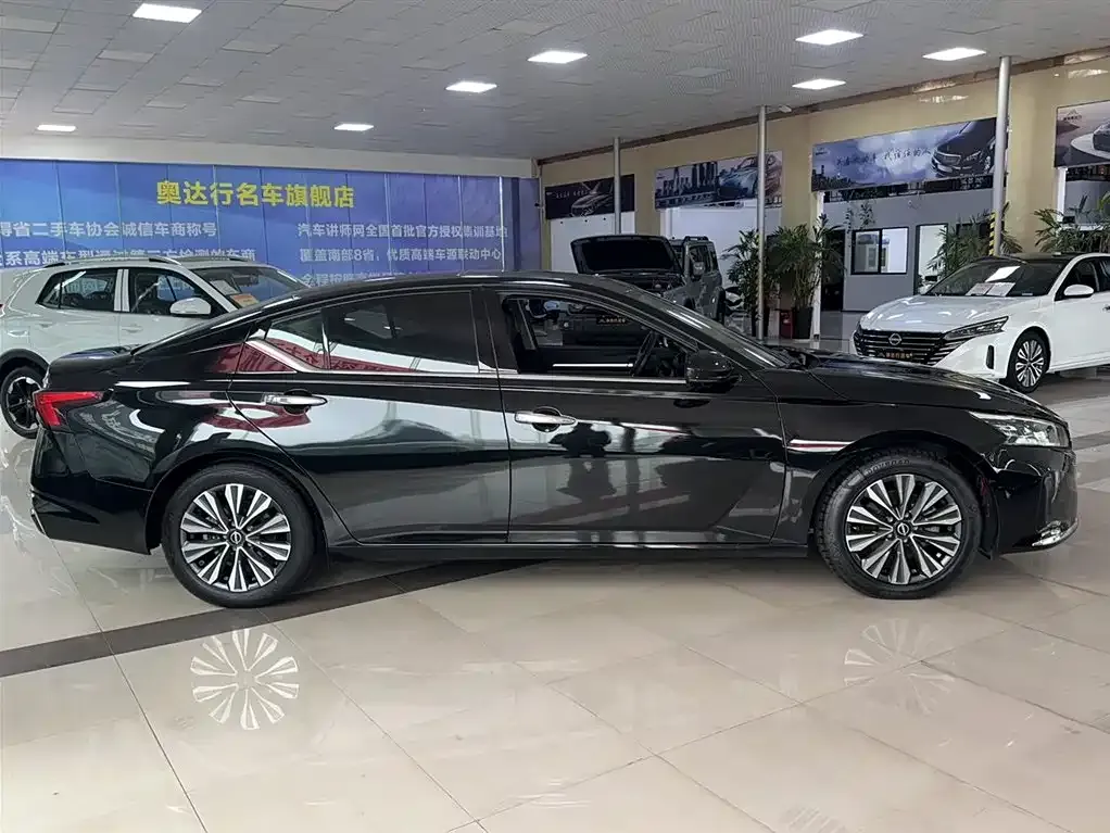 Nissan Teana 2023 из CN, фото 3