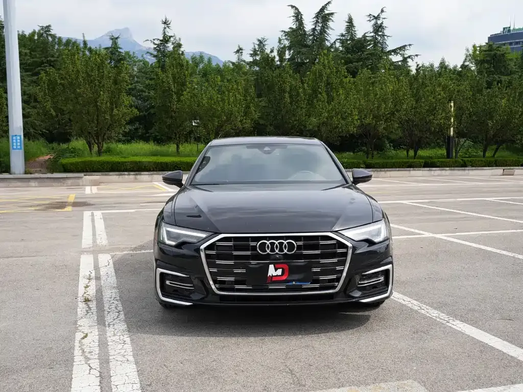 Audi A6L 2024 из CN, фото 2