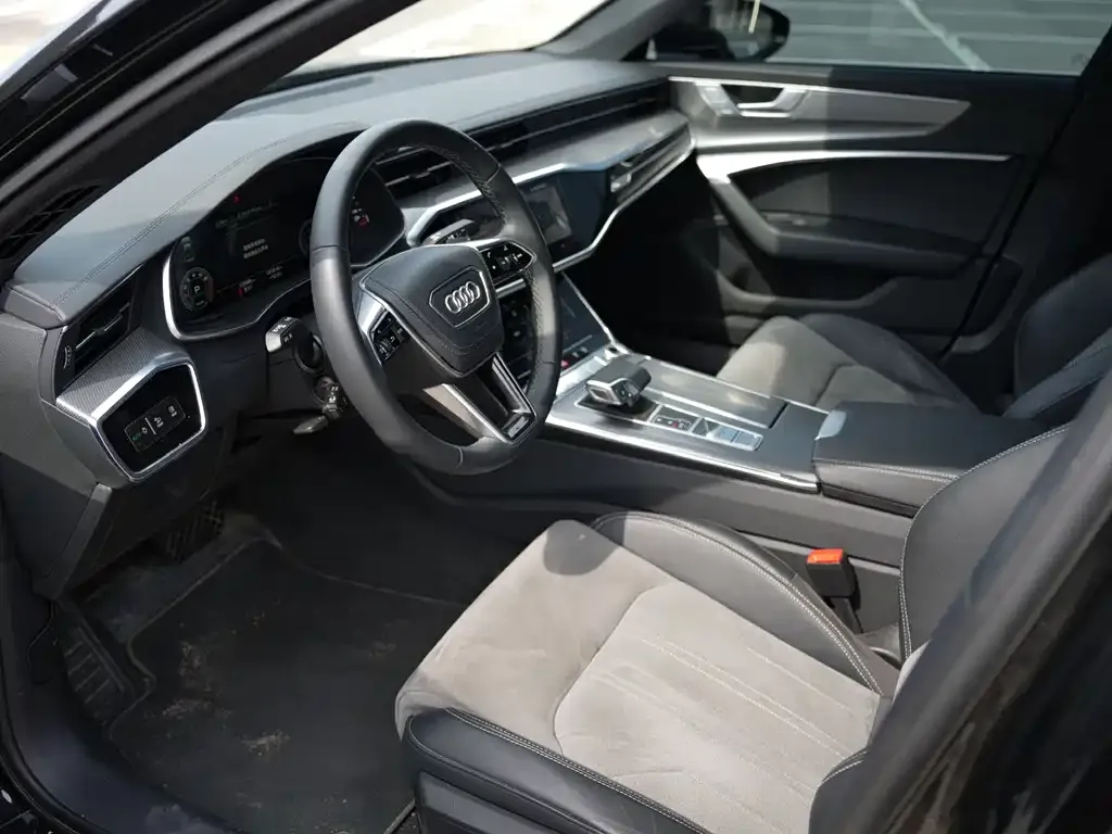 Audi A6L 2024 из CN, фото 6