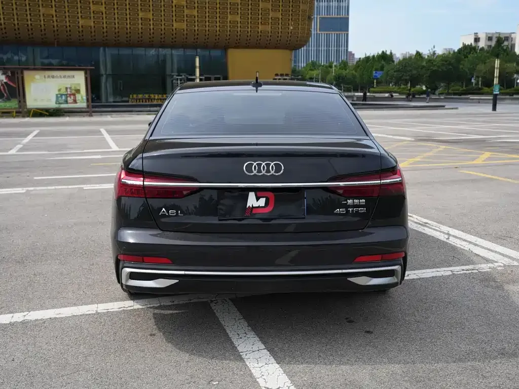 Audi A6L 2024 из CN, фото 9