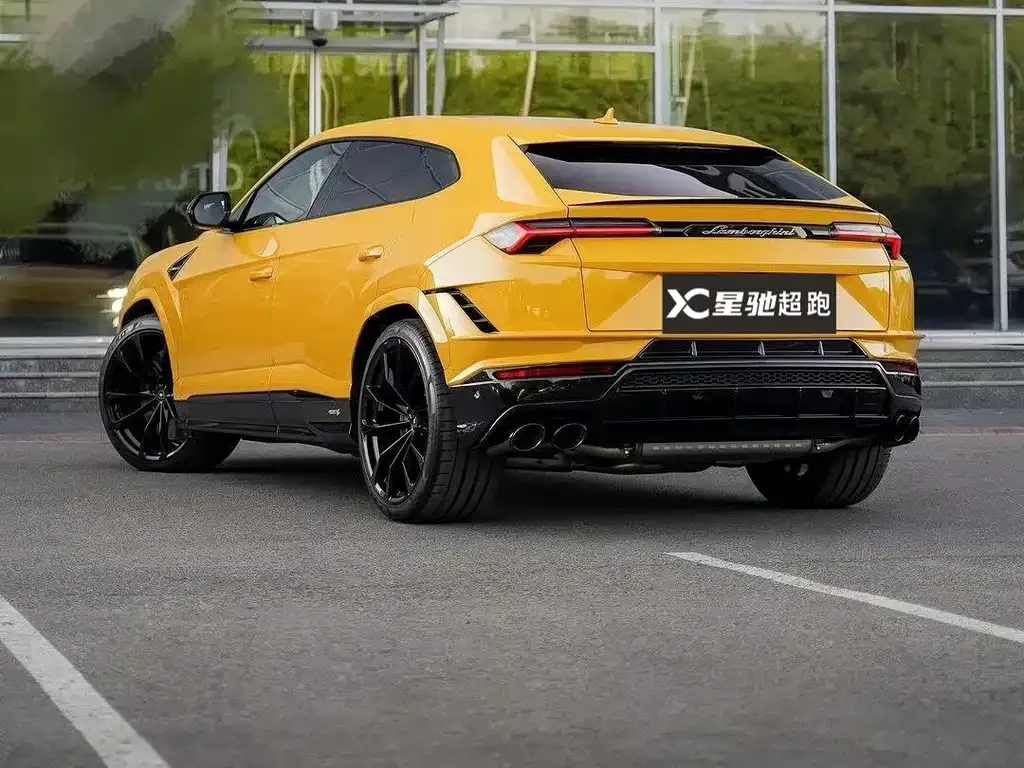 Lamborghini Urus — фото 3