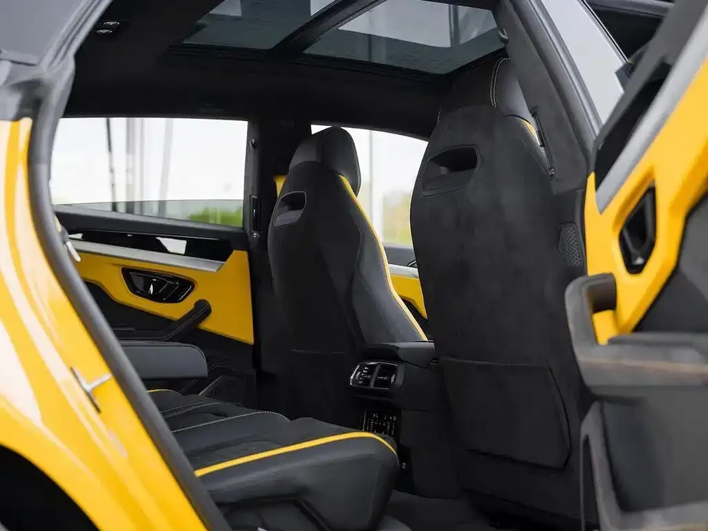 Lamborghini Urus — фото 9