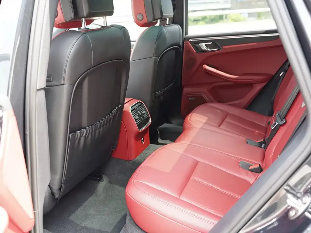 Porsche Macan 2023 из CN, фото 6