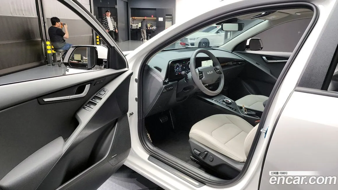Kia Niro 2025 из KR, фото 10