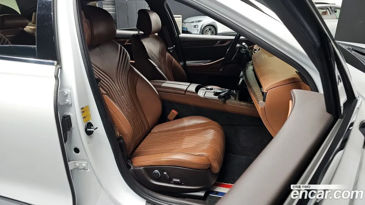 Genesis G80 — фото 10