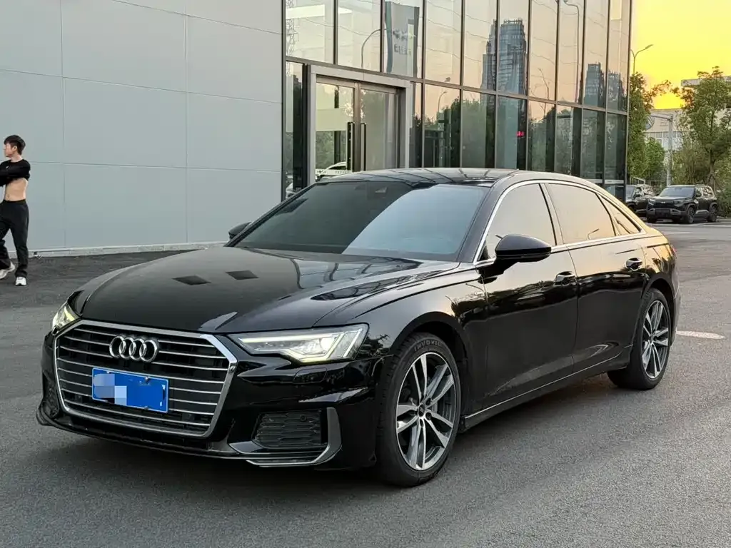 Audi A6L 2021 из CN, фото 1