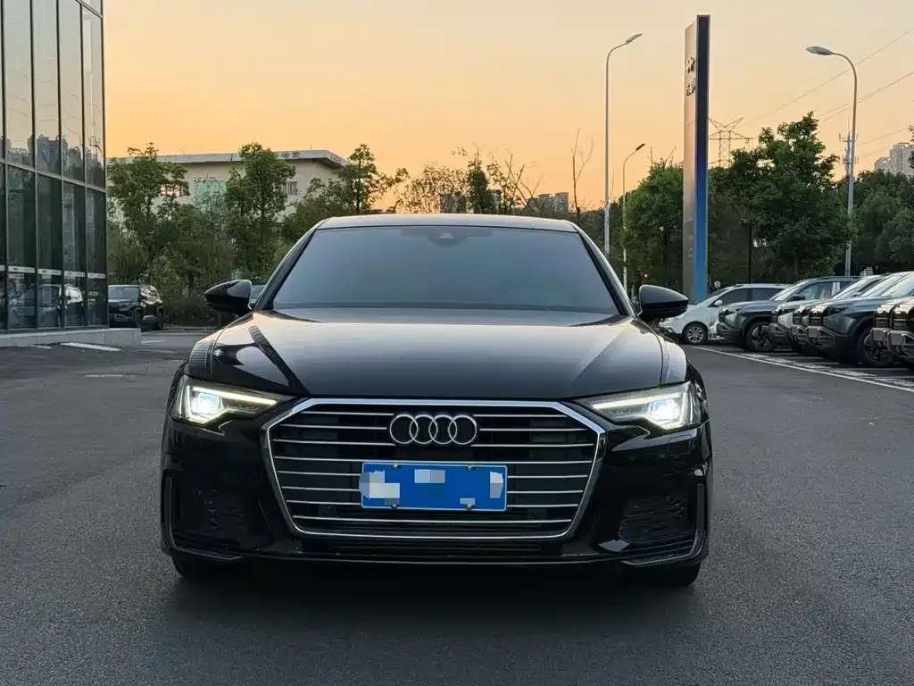 Audi A6L 2021 из CN, фото 3