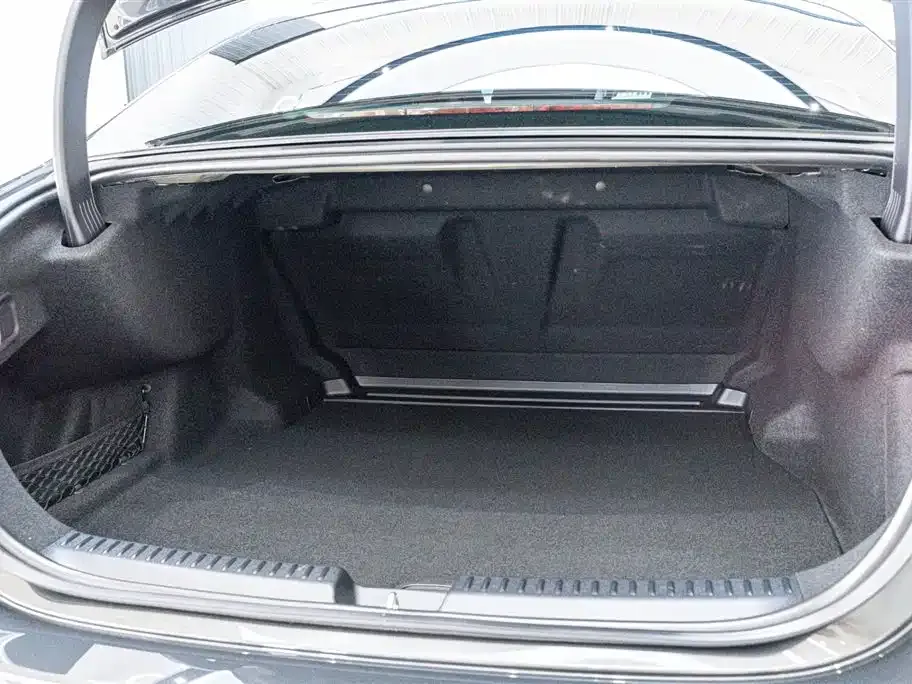 Mercedes-Benz E-Class 2025 из CN, фото 9