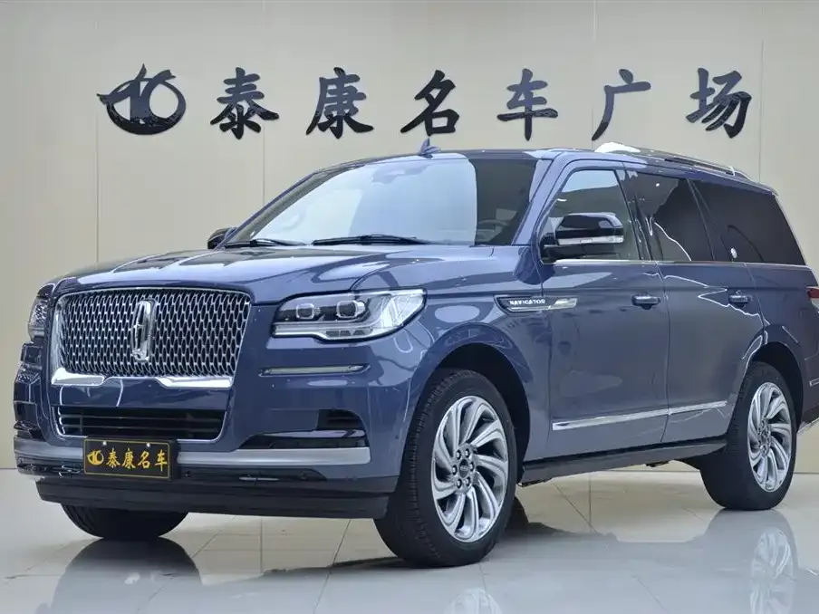 Lincoln Navigator 2024 из CN, фото 1