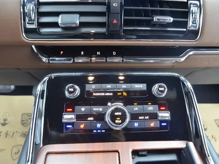 Lincoln Navigator 2024 из CN, фото 10