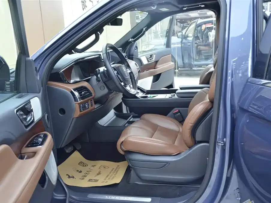 Lincoln Navigator 2024 из CN, фото 5