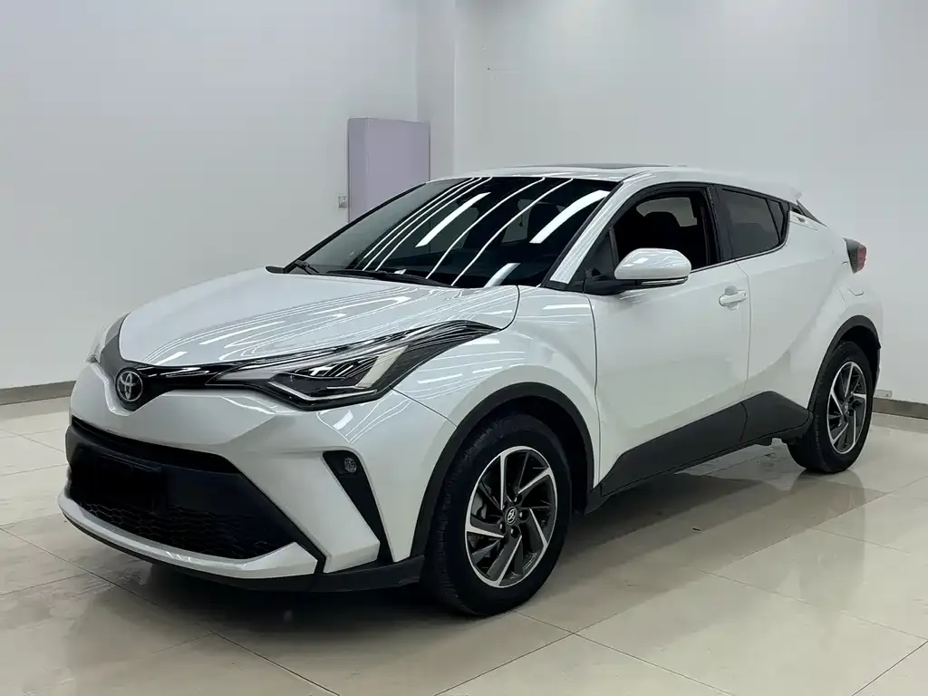 Toyota C-HR 2023 из CN, фото 1