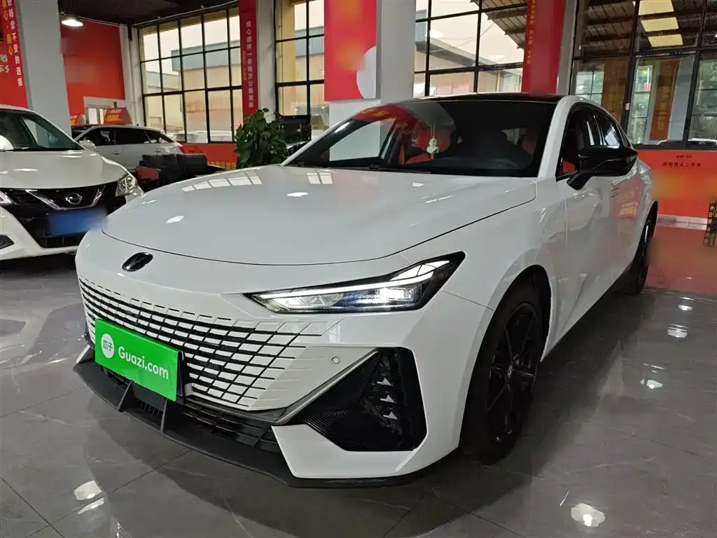 Changan UNI-V 2023 из CN, фото 2