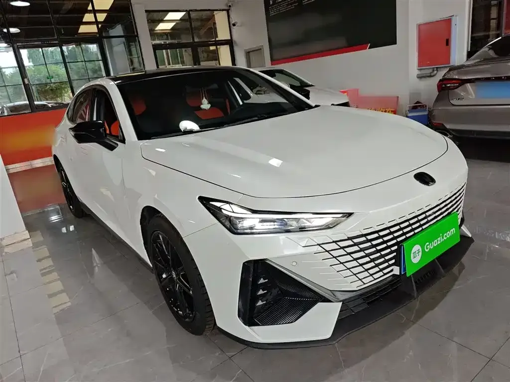 Changan UNI-V 2023 из CN, фото 4