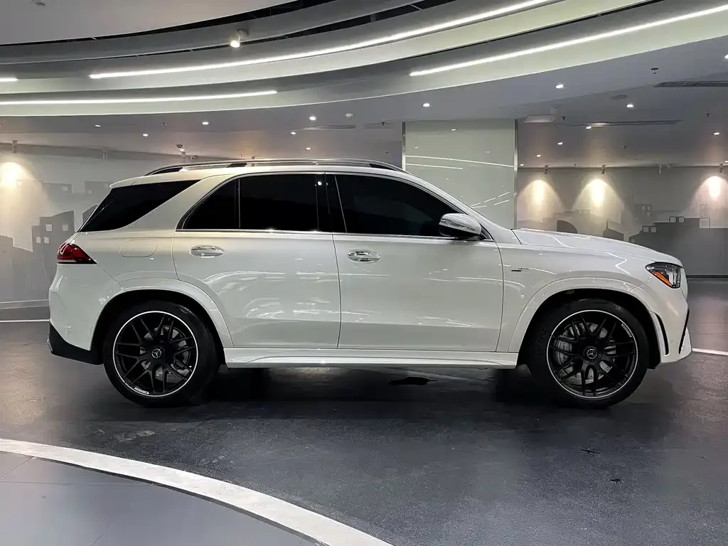 Mercedes-Benz GLE AMG — фото 7