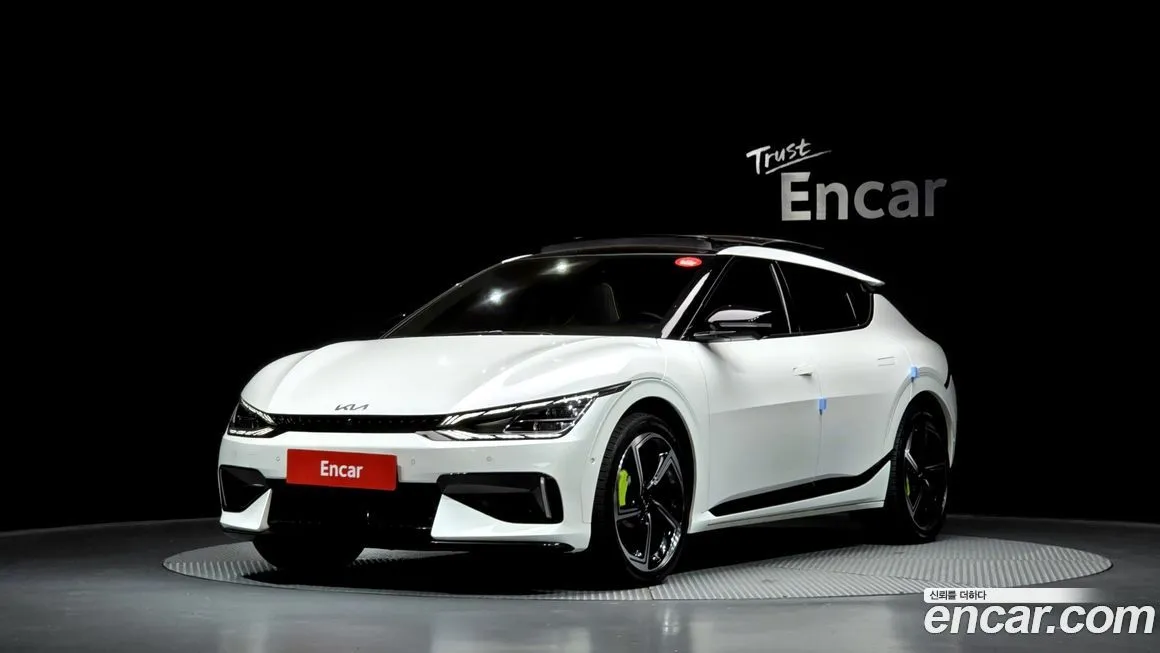 Kia EV6 2023 из KR, фото 1