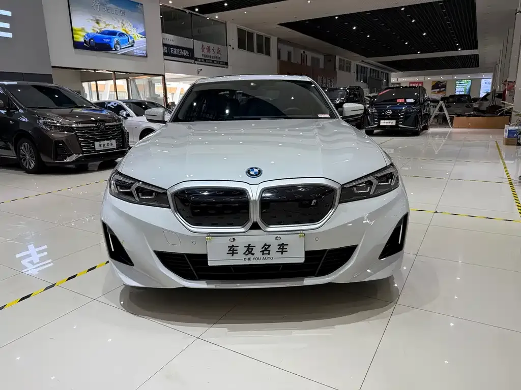 BMW i3 2023 из CN, фото 2