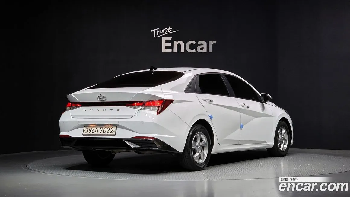 Hyundai AVANTE 2021 из KR, фото 2