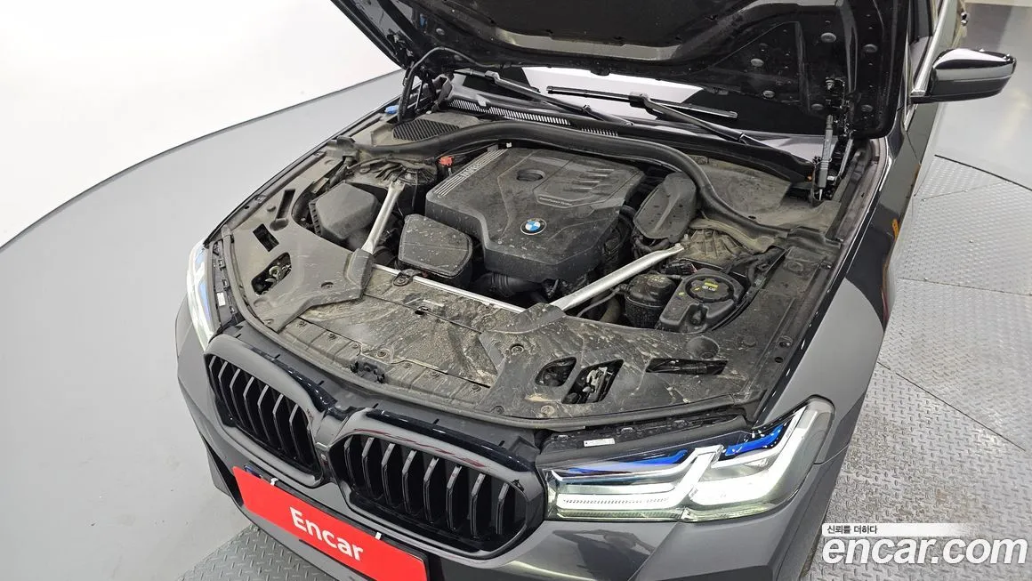 BMW 5-Series 2023 из KR, фото 6