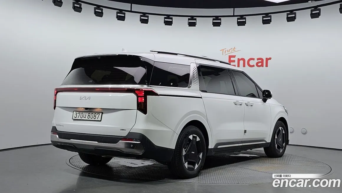 Kia Carnival 2025 из KR, фото 2