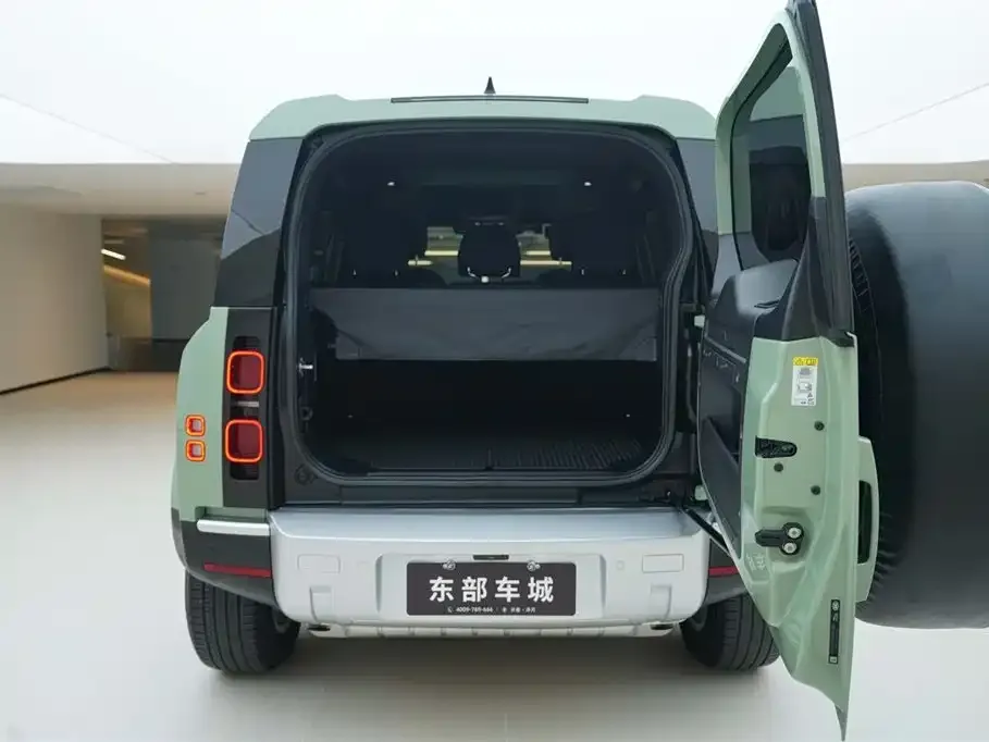 Land Rover Defender 2023 из CN, фото 6