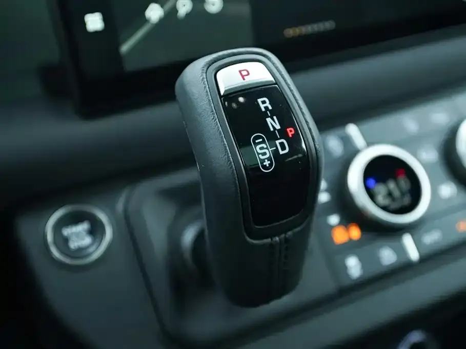 Land Rover Defender 2023 из CN, фото 8