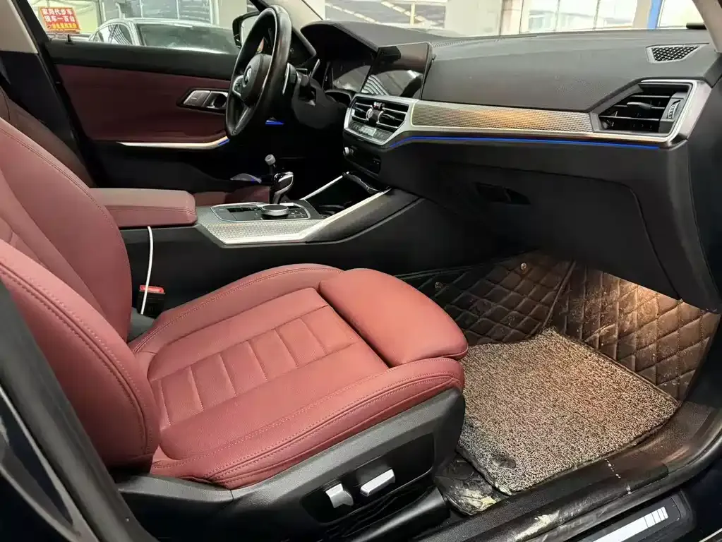 BMW 3 Series 2022 из CN, фото 7