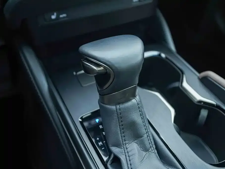 Lexus ES 2024 из CN, фото 10