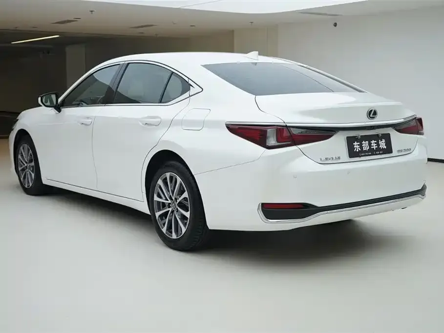 Lexus ES 2024 из CN, фото 5