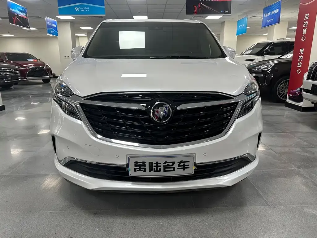 Buick GL8 2021 из CN, фото 3