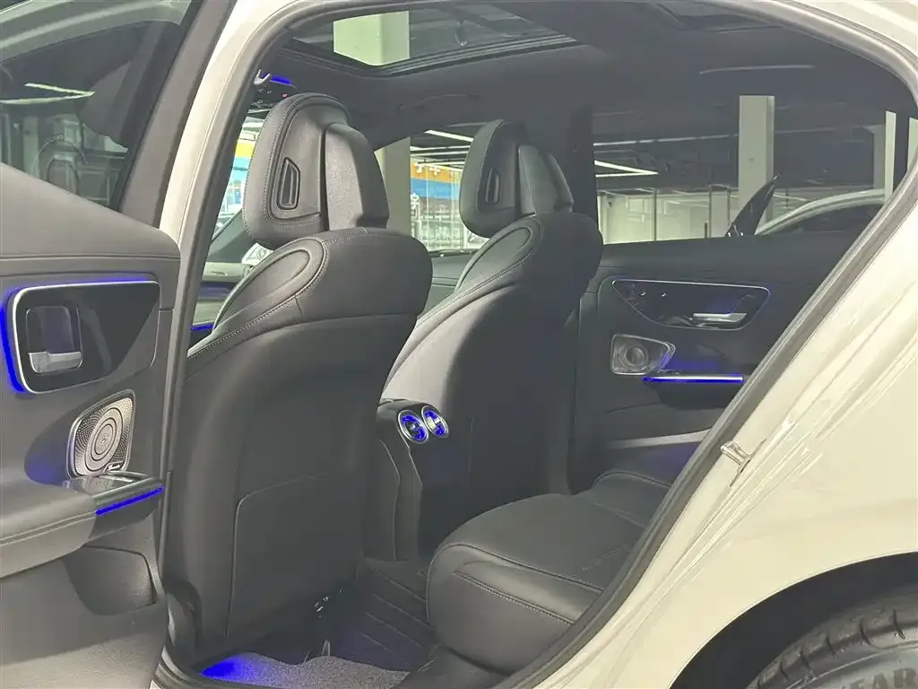 Mercedes-Benz C-Class 2024 из CN, фото 7