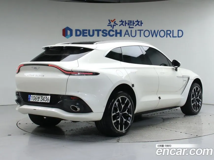 Aston Martin DBX 2021 из KR, фото 2