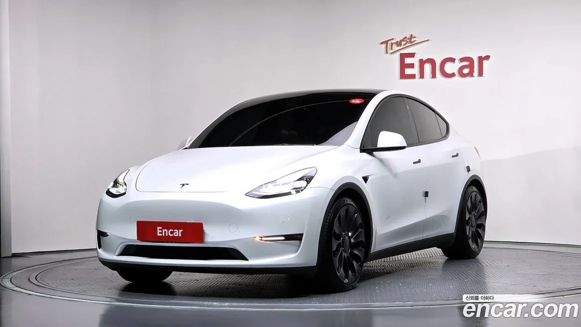 Tesla Model Y
